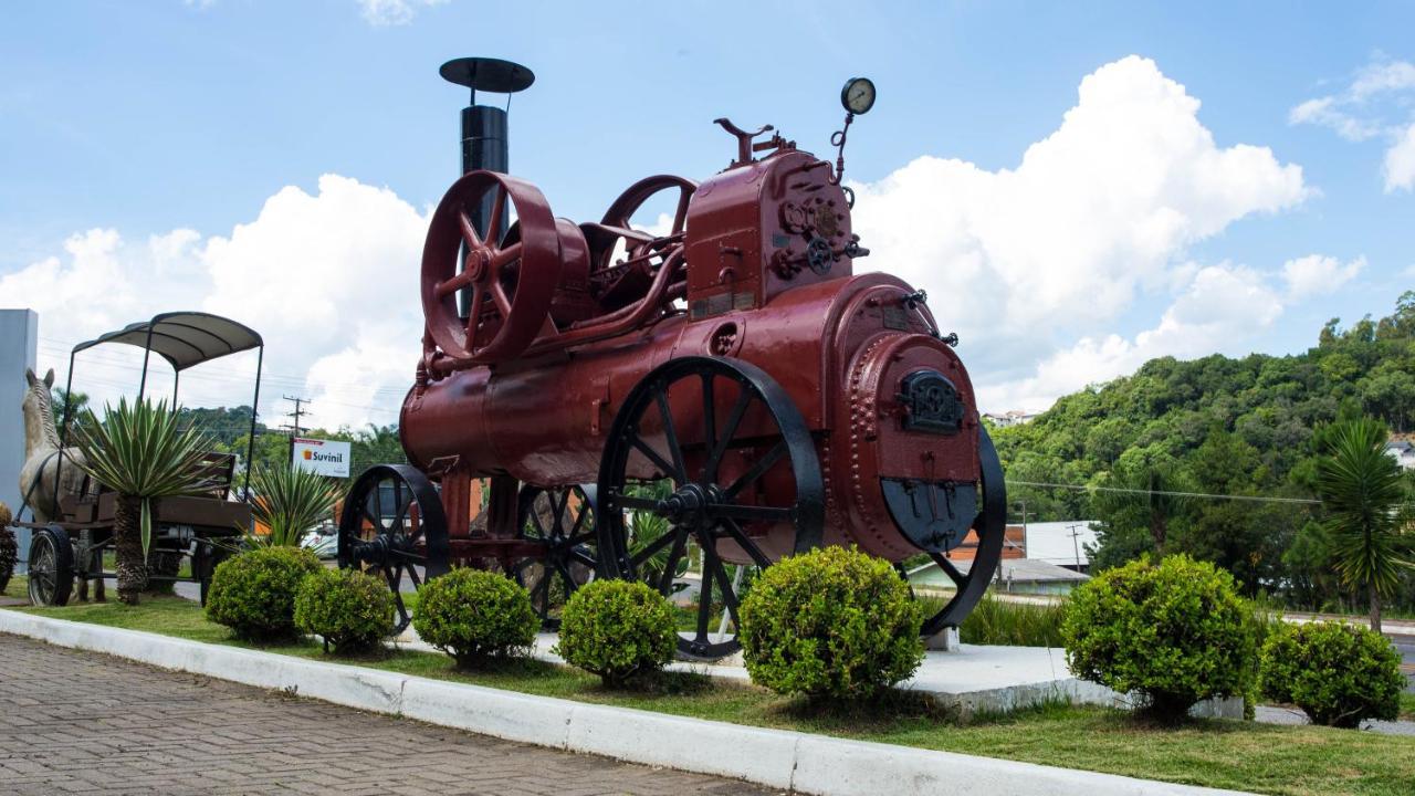 Hotel Fiorio Flores da Cunha Εξωτερικό φωτογραφία