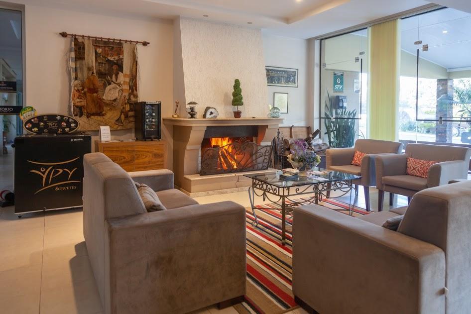 Hotel Fiorio Flores da Cunha Εξωτερικό φωτογραφία